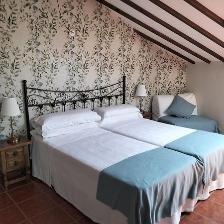 Posada La Cerra De San Roque Santillana del Mar Zewnętrze zdjęcie