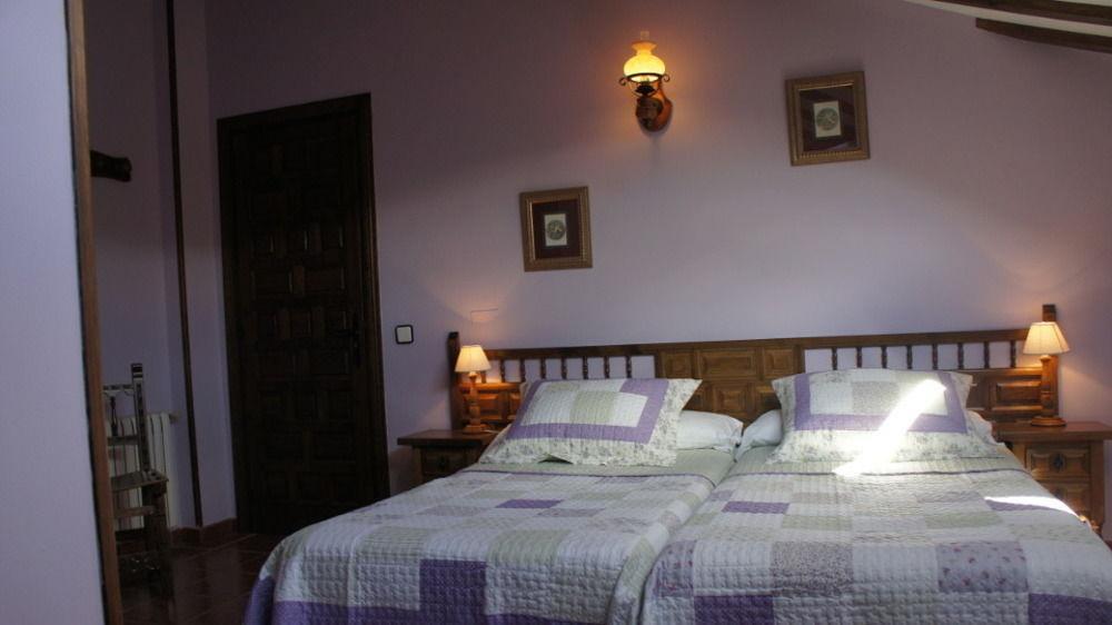 Posada La Cerra De San Roque Santillana del Mar Zewnętrze zdjęcie